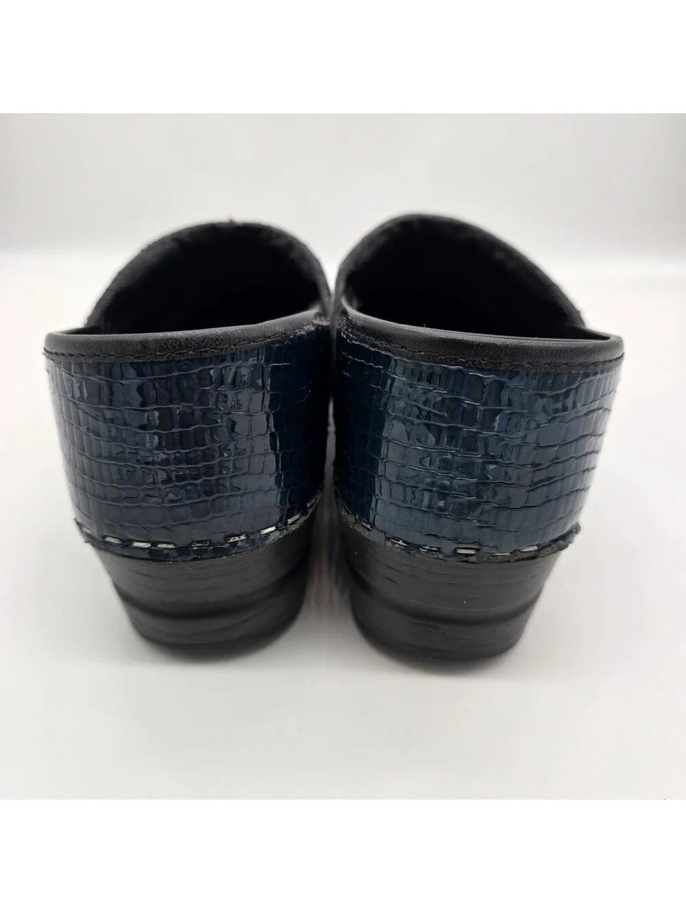 Sanita - The Original Danish Clogs - Blue Leather - Women's 39 - PreOwned